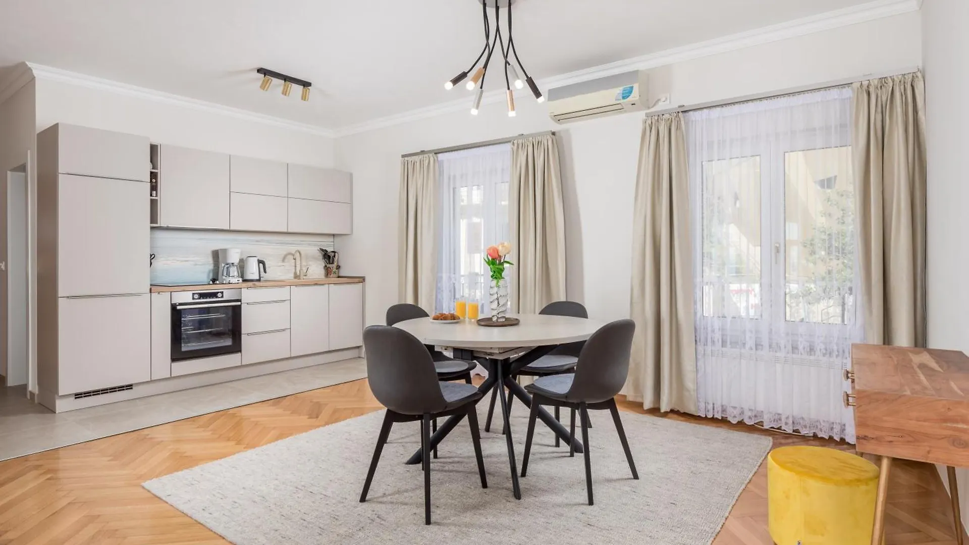 Apartment Marina -1St Row To The Sea With Private Parking Opatija