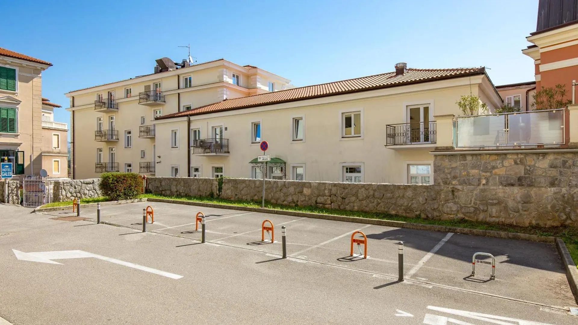 Apartment Marina -1St Row To The Sea With Private Parking Opatija